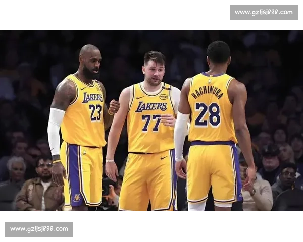 湖人对决热火再燃巅峰之战总冠军归属引爆期待全联盟瞩目历史时刻