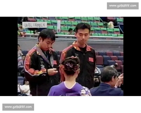 刘国梁与孔令辉从并肩战友到巅峰对决的国乒时代缩影传奇故事