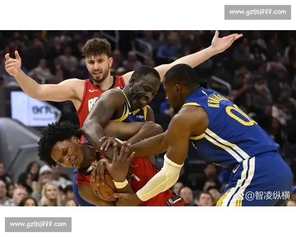 火箭对决勇士焦点之战直播解析赛场瞬间与胜负悬念全程回顾与战术看点
