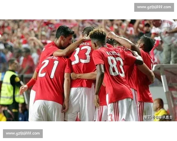 雅典队与本菲卡展开激烈对决 谁将赢得欧冠资格赛的关键一战